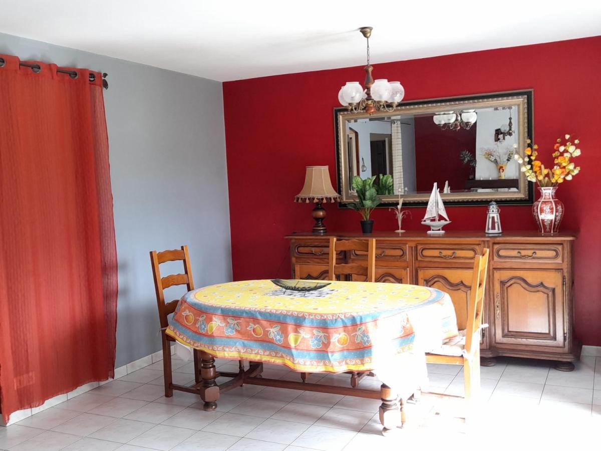 La Belle Maisonnette Montmorillon Luaran gambar